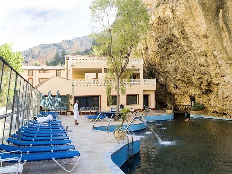 Hotel Balneario De La Virgen Хараба Екстериор снимка