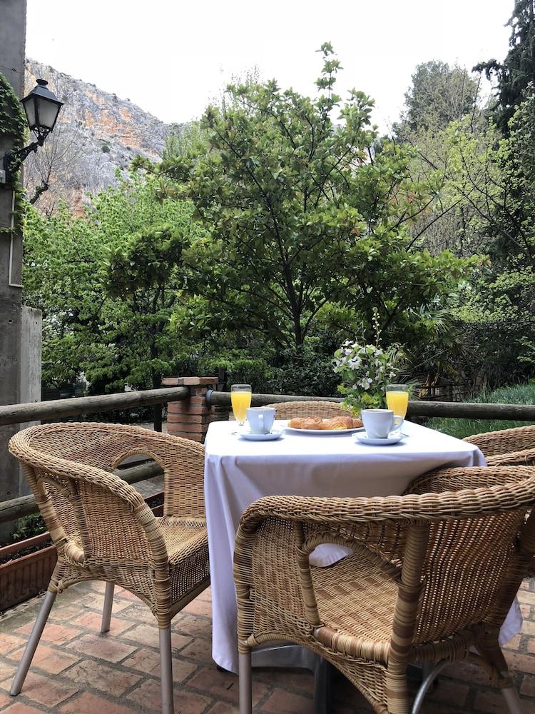 Hotel Balneario De La Virgen Хараба Екстериор снимка