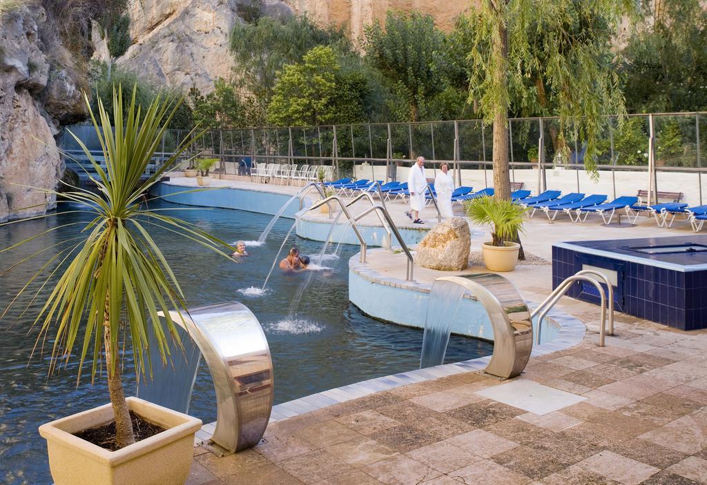 Hotel Balneario De La Virgen Хараба Екстериор снимка
